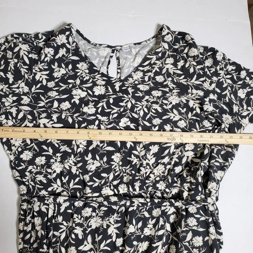 Old Navy Jumpsuit Size XXL 2XL Floral Hibiscus Belted Long Sleeve Womens
